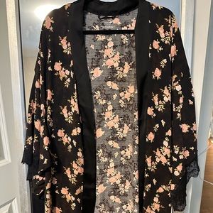 Victoria’s Secret Kimono Robe